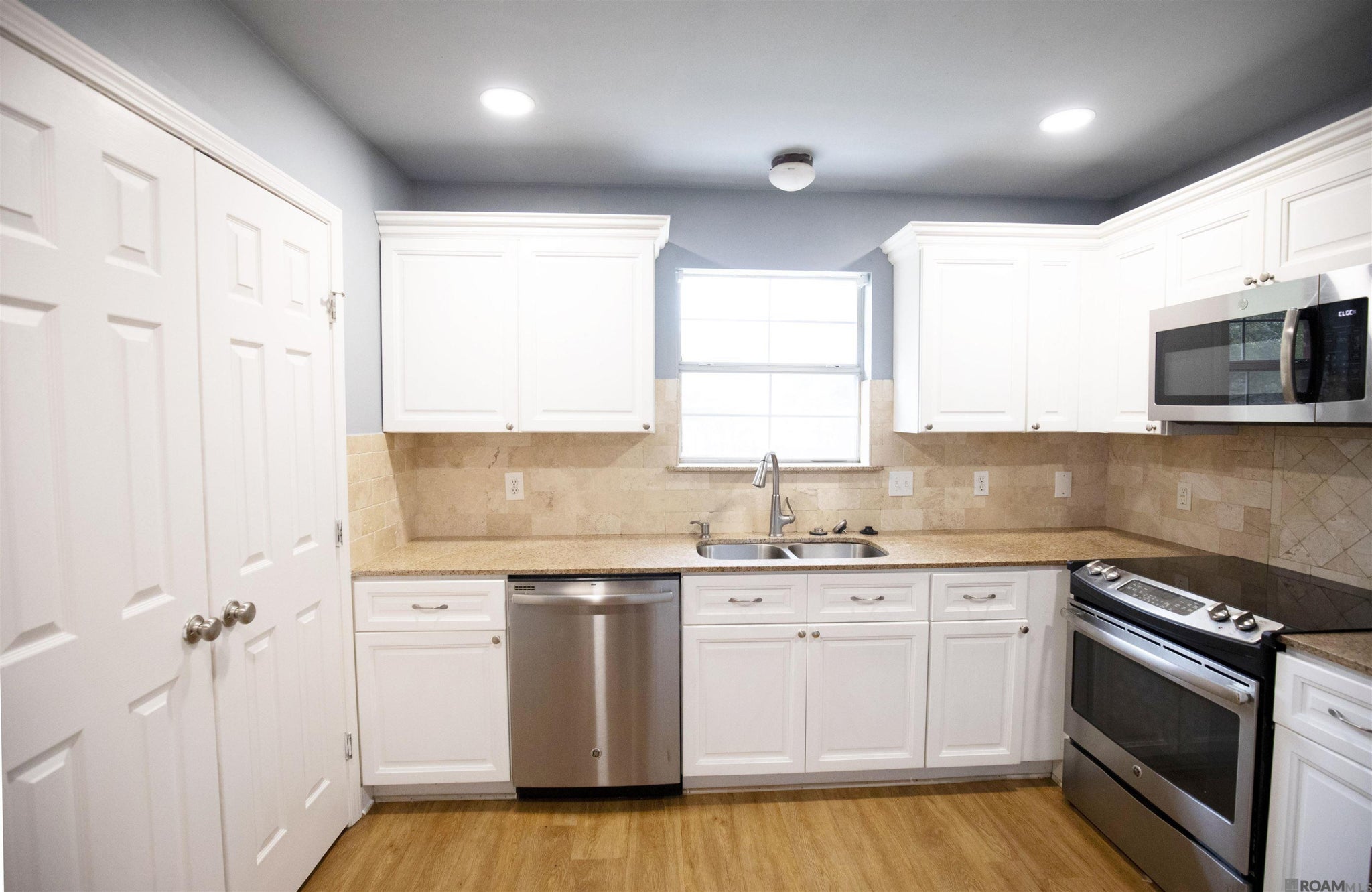 Image of 12501 HIDDEN RIDGE DR